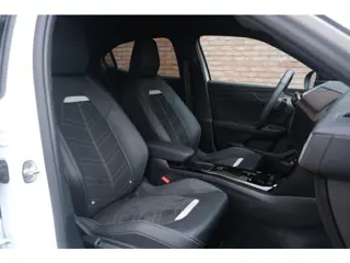 Foto 17 van Opel Mokka 1.2 Turbo 130pk EAT8 Ultimate - Adaptieve cruise - Achteruitrijcamera - Apple CarPlay - K