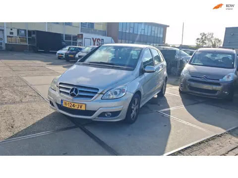 Mercedes-Benz B-klasse 180 CDI Diesel ((( automaat/gearbox defect )))