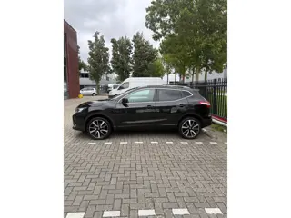 Foto 17 van Nissan Qashqai 1.6 Tekna 360 Cam - Pano - Leder
