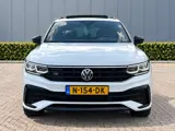 Foto 23 van Volkswagen Tiguan 1.5 TSI R-Line Pano/Sfeer/Keyless/Blindspot nieuwstaat!