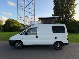 Foto 20 van Peugeot EXPERT Camper Lage Wegenbelasting