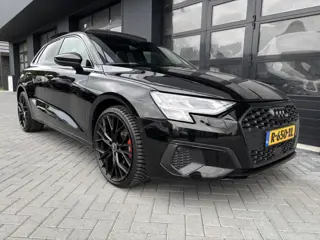 Foto 11 van Audi A3 Sportback 35 TFSI Black Ed. Leer Pano CarPlay