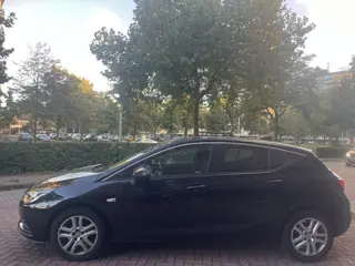 Foto 16 van Opel Astra 1.0 Online Ed. Clima Parkeersensor Camera Nap