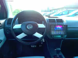 Foto 14 van Volkswagen Polo 1.4-16V Cross(Automaat+NAVI )