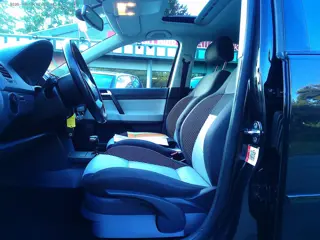 Foto 13 van Volkswagen Polo 1.4-16V Cross(Automaat+NAVI )