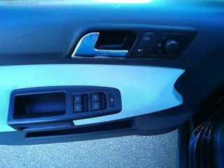 Foto 12 van Volkswagen Polo 1.4-16V Cross(Automaat+NAVI )