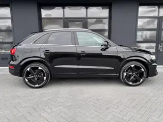 Foto 12 van Audi Q3 2.0 TFSI quattro S-line Pano (bj 2017, automaat)