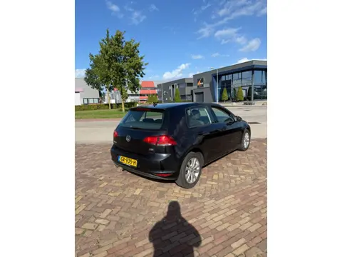 Volkswagen Golf 1.6 TDI Highline
