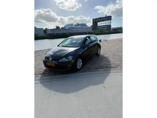 Foto 20 van Volkswagen Golf 1.6 TDI Highline