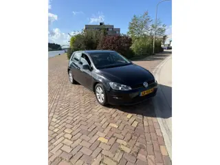 Foto 19 van Volkswagen Golf 1.6 TDI Highline