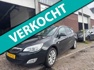 Opel ASTRA SPORTS TOURER 1.4 Turbo Cosmo Automaat RIJDTBAAR SCHADE HANDEL&EXPORT