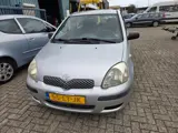 Foto 30 van Toyota Yaris 1.3 VVT-i Terra rijdt prima