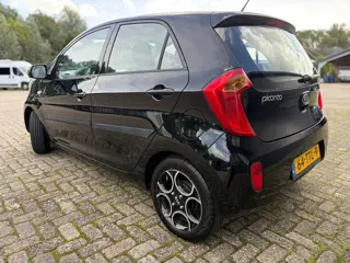 Foto 12 van Kia Picanto 1.0 CVVT Comfort Pack/ Airco/ E.ramen/APK!