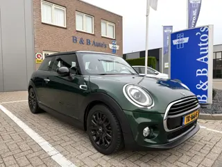 Foto 20 van MINI 3-deurs Cooper 1.5 136pk Business-Pack l AIRCO l FULL-LED l NAVI l PDC l SPORT-STOELEN l 96.000