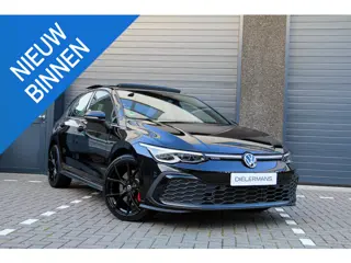 Volkswagen Golf 1.4 eHybrid GTE Black on Black | Pano | IQ | 19" Estoril | Elektrische trekhaak | Vo