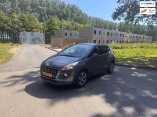 Peugeot 3008 1.6 VTi Active Clima.Navi.Pano