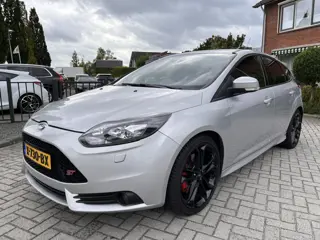 Ford Focus 2.0 EcoBoost ST-3 / 107.000km / TOP STAAT !