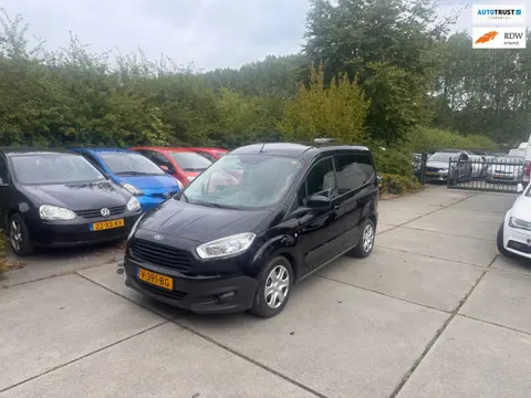 Ford Transit Courier 1.5 TDCI Trend Distubutie Defect.Airco.Airco