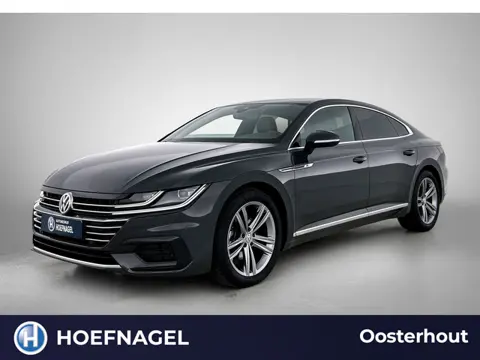 Volkswagen Arteon 2.0 TSI R-Line Automaat | Adaptive Cruise | Stoelverwarming | Navigatie | Virtuel 