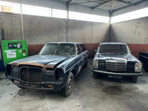 Mercedes-Benz 240D Pullman (Long) W115 | 15''inch velgen | 2x!