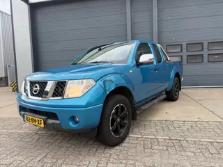 Nissan Navara 2.5 dCi SE King Cab