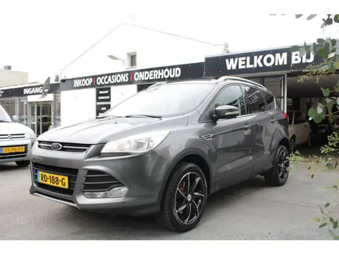 Ford Kuga 1.6 Titanium Plus 4WD / AUTOMAAT / PANO / Camera / Keyless Entry