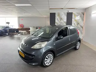 Peugeot 107 1.0-12V XS Urban Automaat,Apk Nieuw,Airco,E-Radio,Bluetooth,N.A.P,5Deurs,Topstaat!!