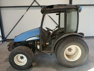 New Holland compacttrekker