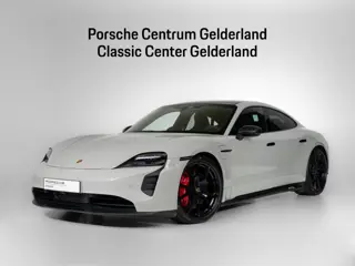 Porsche Taycan GTS