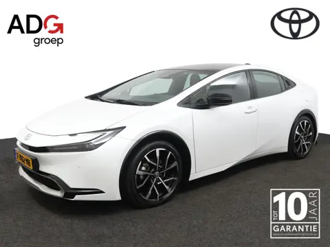 Toyota Prius 2.0 Plug-in Hybrid 220 Executive | Panoramadak | Dealeronderhouden | Stoelverwarming | 