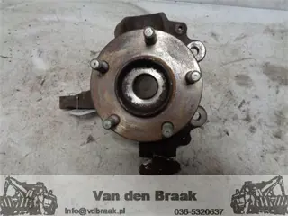 Ford Focus C-Max 1.6 16V 2003-2007 Fusee rechts voor