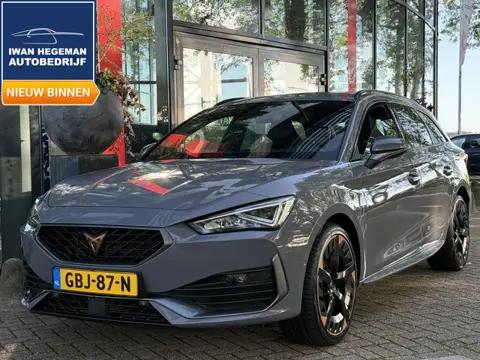 CUPRA Leon Sportstourer 1.4 e-Hybrid VZ Adrenaline | SOH 94,93 % | PDC + Camera | Climate control | 