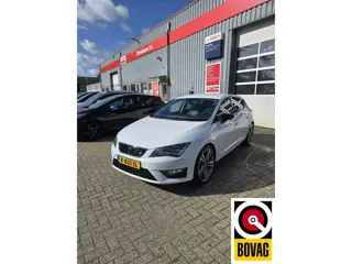 SEAT Leon 1.4 TSI ACT FR Dynamic Parelmoer wit