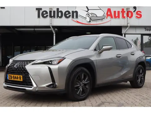 Lexus UX 250h F Sport First Edition | Achteruitrijcamera | 2 Eigenaren | Navigatie | Cruise control 