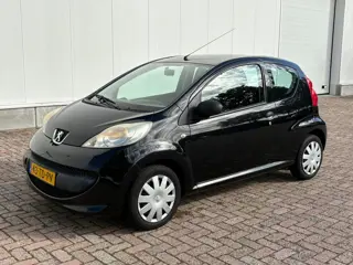 Peugeot 107 1.0-12V XR APK 7-27