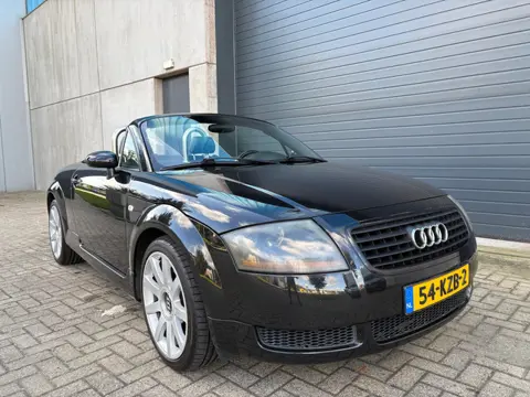 Audi TT Roadster 1.8 5V Turbo CLIMA LEDER APK
