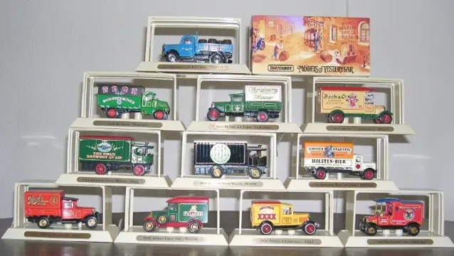 12x Biervracht auto's Unieke collectors verzameling metaal