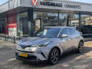 Toyota C-HR Toyota C-HR 1.8 Hybrid Bi-Tone, Rijklaarprijs / 12 mnd garanti