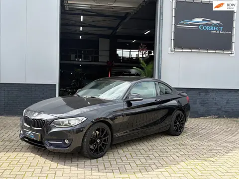 BMW 2-serie Coupé 220i High Executive