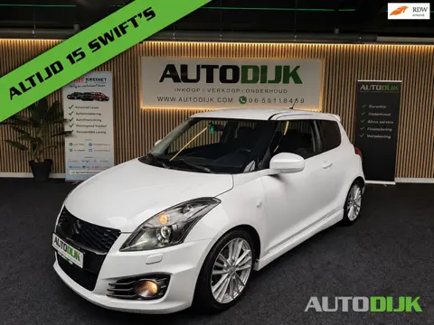 Suzuki Swift 1.6 Sport Xenon | Nieuwstaat | Carplay Android