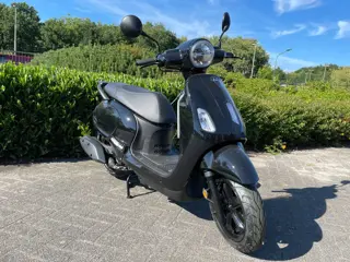 Foto 16 van SYM Fiddle 4 4 45 km Scooter Euro5+ NIEUW BETAAL met in3
