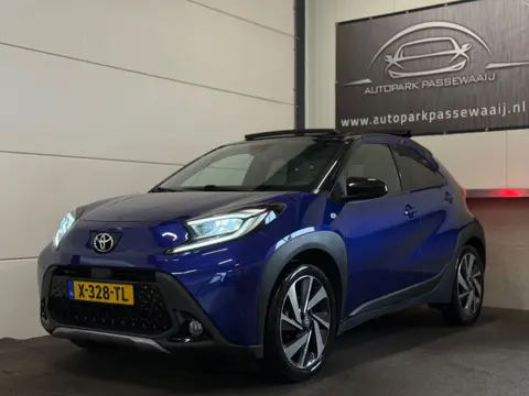 Toyota Aygo X 1.0 VVT-i S-CVT Premium Pano, ACC, Apple Carplay, Achteruitrijcamera, Parkeersensoren,