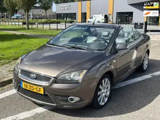 Ford Focus Coupé-Cabriolet 1.6-16V Titanium ECC Audio-CD/MP3 Leder Cruisecontrol PDC LMV 17" EBD ABS