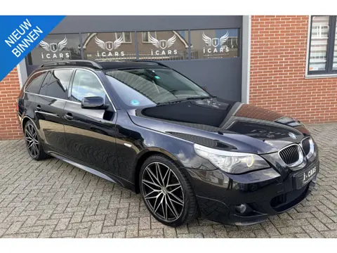 BMW 5-serie Touring 523i M sportpakket PANO LEER NAVI