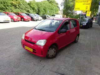 Daihatsu Cuore 1.0-12V Tokyo MET JAAR APK