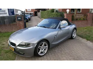 Foto 12 van BMW Z4 Roadster 2.5i top staat