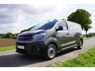 Opel Vivaro 2.0 CDTI L2H1 Edition / Automaat / Onderhouden / Zeer netjes / Cruise / Nav /