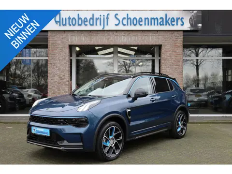 Lynk & Co 01 1.5 261PK! 6.6Kwh LADEN! CAMERA STOELVERW. PANO/SCHUIF MEMORY INFINITY DAB NAVI CARPLAY