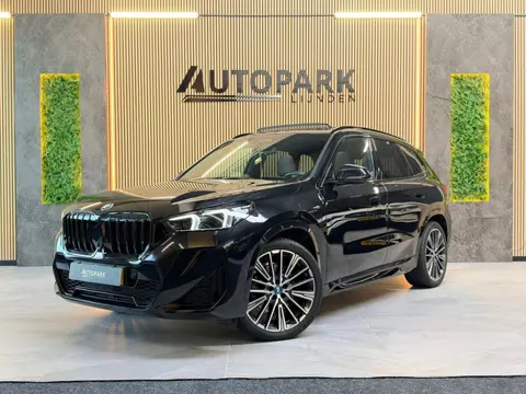 BMW X1 XDrive25e |M-Sport|PANO|HuD|H&K|MASSAGE|360 CAMERA|KEYLESS|21 INCH|PLUG IN HYBRIDE|SFEERVERLI