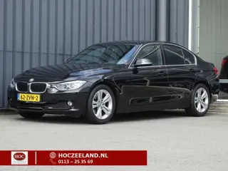 BMW 3-serie 316i Upgrade Edition Automaat | Leder | Schuif-/Kanteldank | Xenon